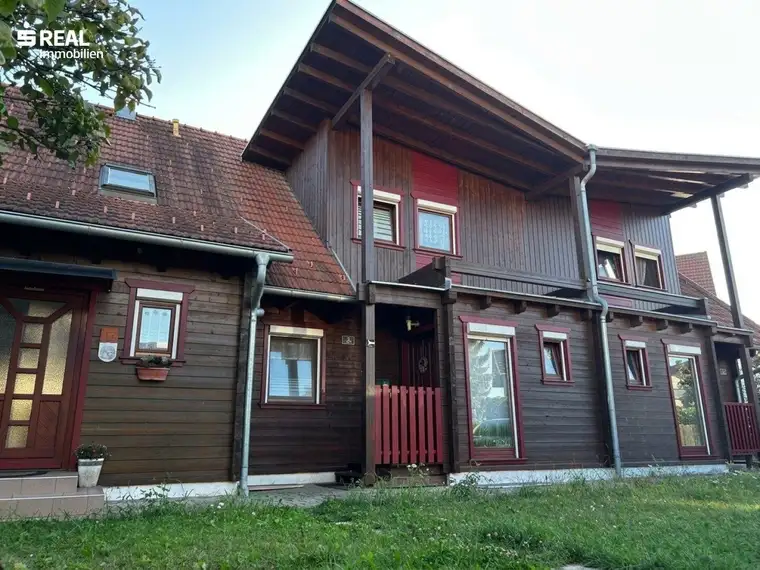 Charmantes Reihenhaus in Pirka, 90m², ideal für Familien oder Anleger