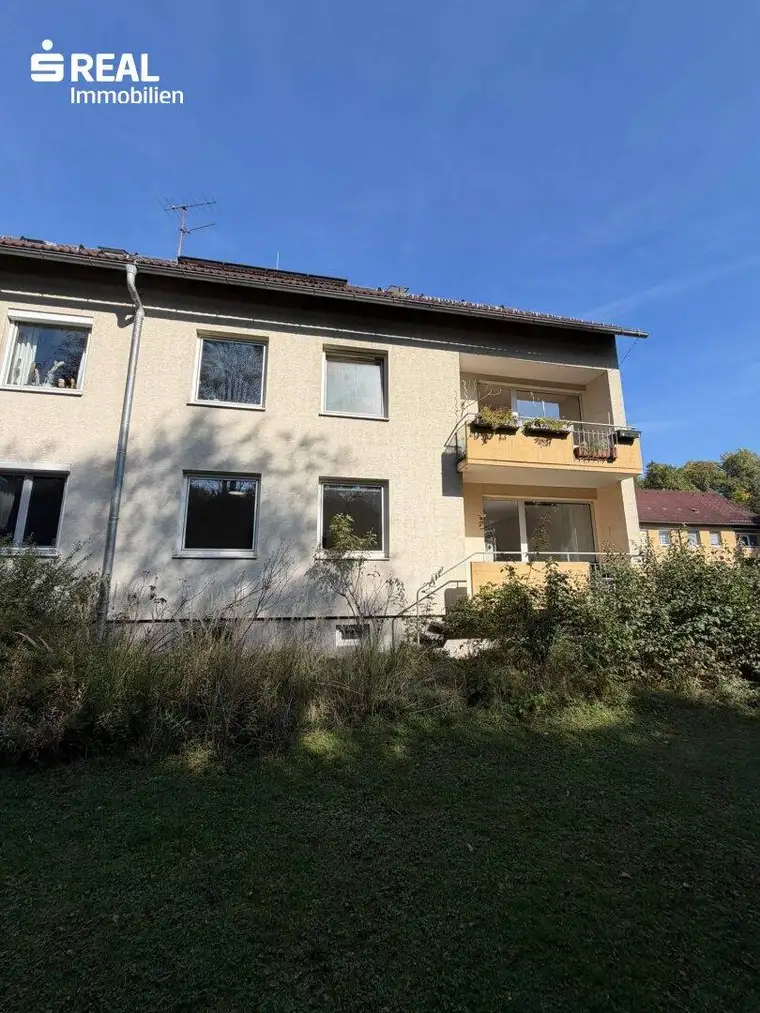 WOHNEN MIT WOHLFÜHLFAKTOR – TOP GEPFLEGTE 3-ZIMMER-WOHNUNG MIT LOGGIA