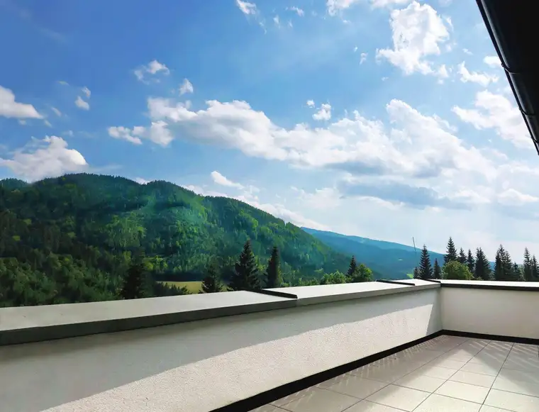 Ihr neues Zuhause: Wo lebendiger Sommerzauber und winterliche Ruhe aufeinandertreffen! | Exklusive DG-Maisonette mit seltener Zweitwohnsitz-Widmung