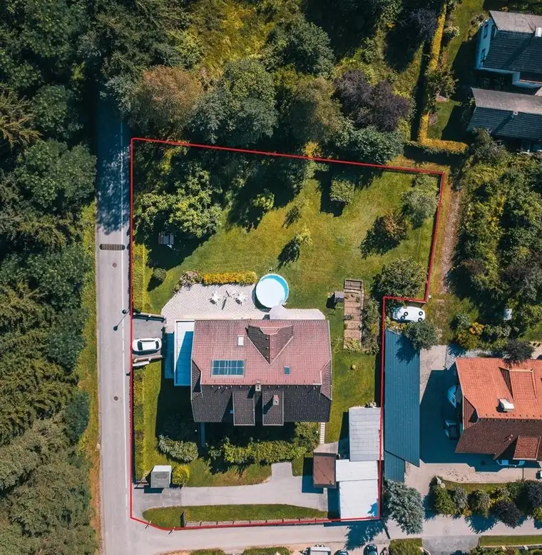 Attraktives Mehrfamilienhaus in sonniger Ruhelage – Zentrumsnah in Velden