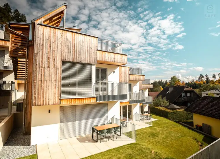 Exklusive Lodge mit großer Dachterrasse – Ihr Wohndomizil oder Anlage am Wörthersee!