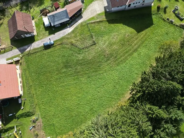 Wernberg/Umberg: sonniges Grundstück in ruhiger Aussichtslage!