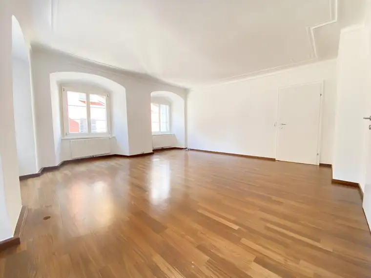 Wohnen mit besonderem Flair: Zentrale 3,5-Zimmerwohnung in der Feldkircher Stadt zu vermieten!