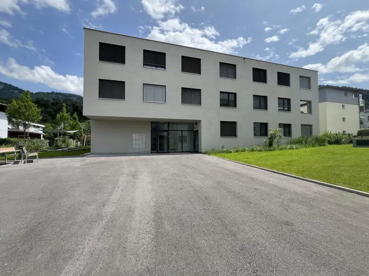 Ihr neues Zuhause mit Stil – Moderne 3,5-Zimmerwohnung mit Loggia in Götzis zu vermieten!