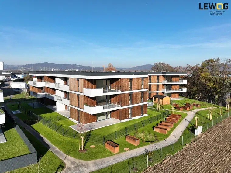 sofort beziehbar - Top E11 2-Zimmerwhg. mit Balkon und TG-Stellplatz