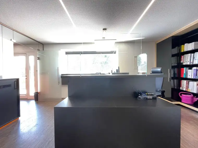 Ergonomisch ausgestattetes Büro in Hötting