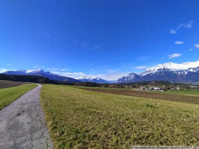 Familientraum in Sistrans mit großem Garten.