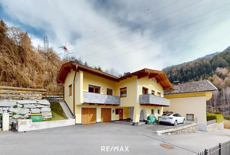 Heimeliges Einfamilienhaus – Wohnen mit Charme und Ausblick!