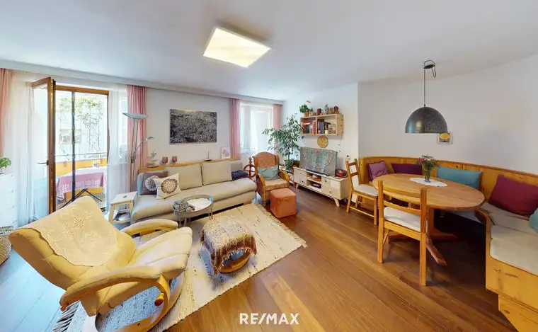 "Sonnige Wohlfühloase in Imst am Rofen – mit Balkon &amp; offenem Wohn-Essbereich!"