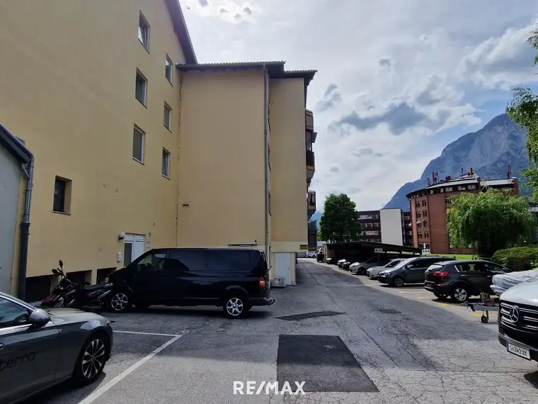 Renditeobjekt: Garçonnière mit Balkon und unkompliziertem Mieter in der Kranebitter Allee!