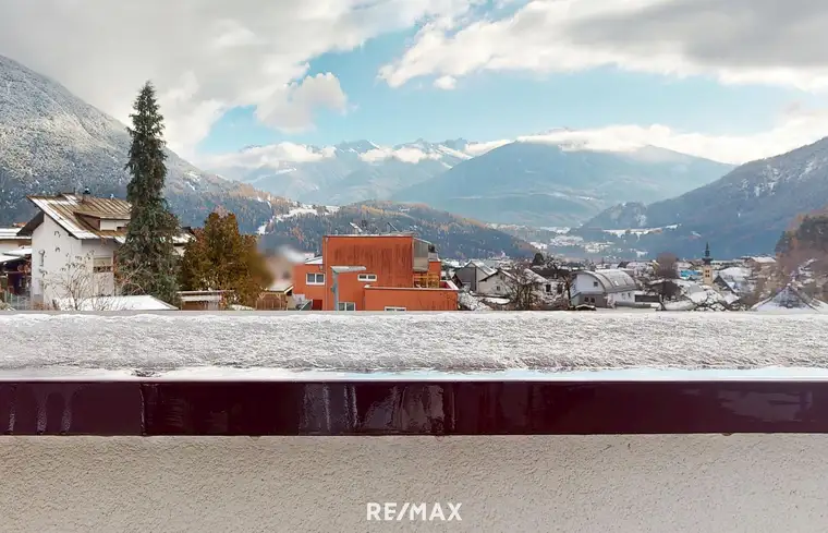 Weitläufige 5-Zimmer-Wohnung mit Dachterrasse und Alpenpanorama!