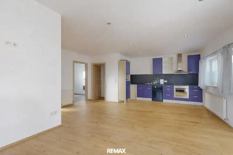 Neuer Preis!!! Starterwohnung mit Gartenanteil: 2-Zimmerwohnung mit Entwicklungspotenzial!