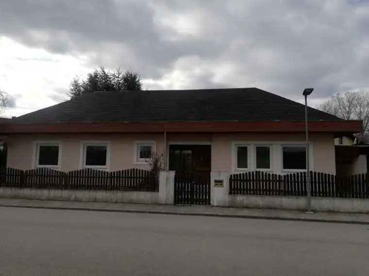 PROVISIONSFREI - Einfamilienhaus in Ruhelage