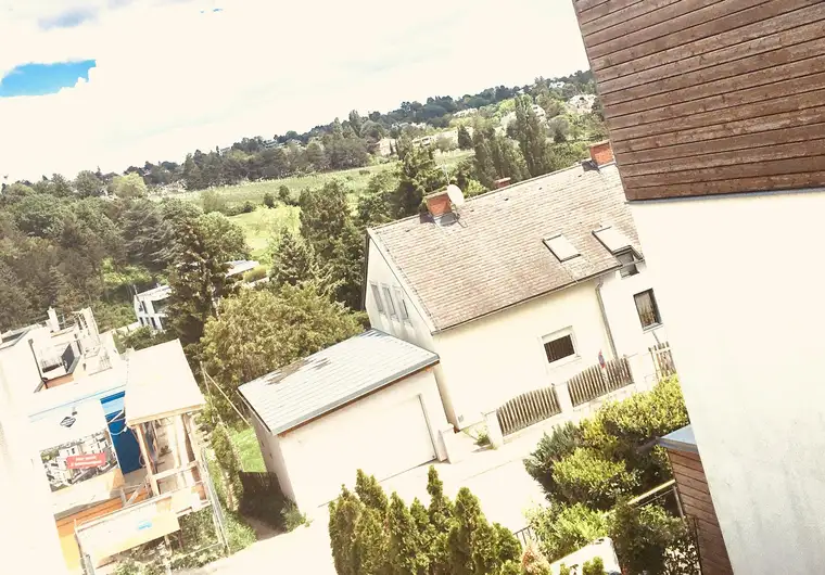 PROVISIONSFREI LUXUSWOHNUNG umgeben von grünen Weinbergen mit 15,26 m2 großem Balkon in einer der besten Lagen Wiens inkl. Garagenplatz