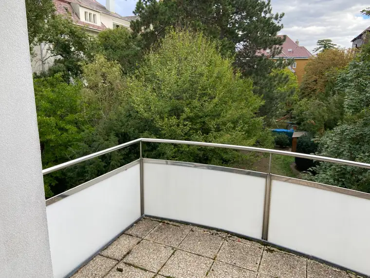 Wunderbare 2-Zimmerwohnung mit 9,04 m2 großer Terrasse in Traumlage