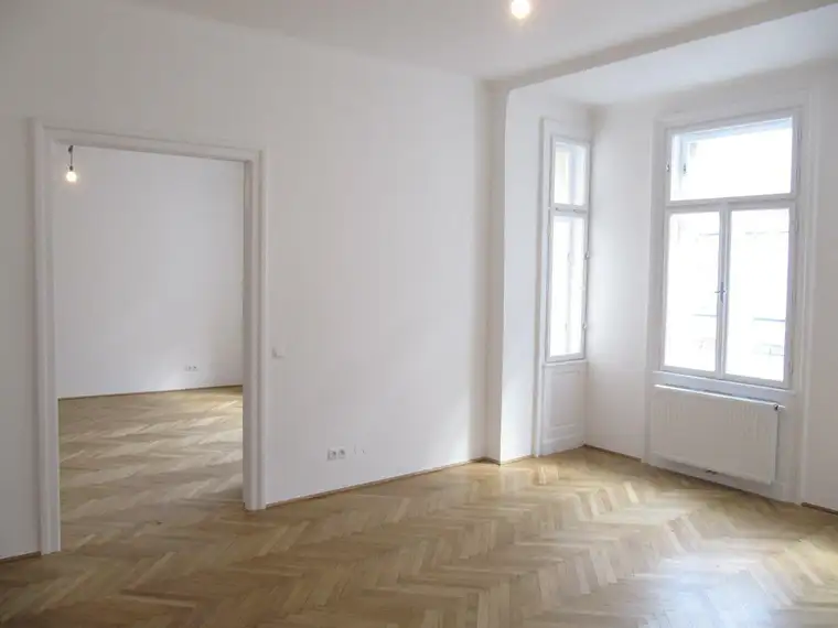 Top saniertes Büro nahe Augarten!