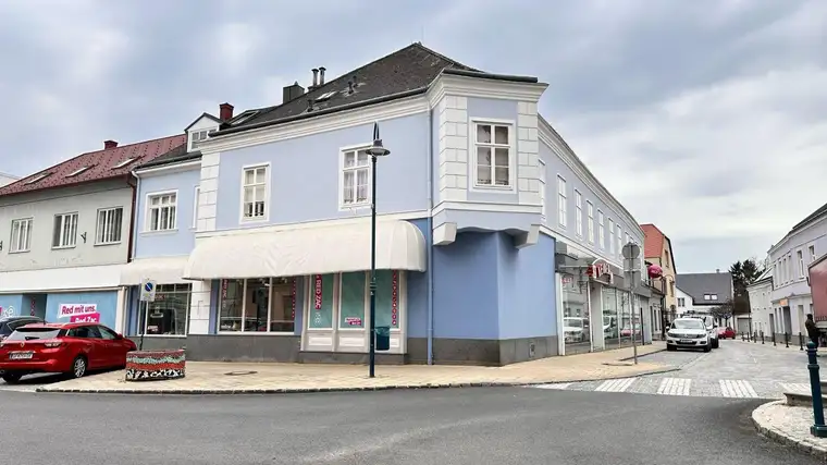Attraktives Renditeobjekt in Zistersdorf: Wohn- und Geschäftshaus