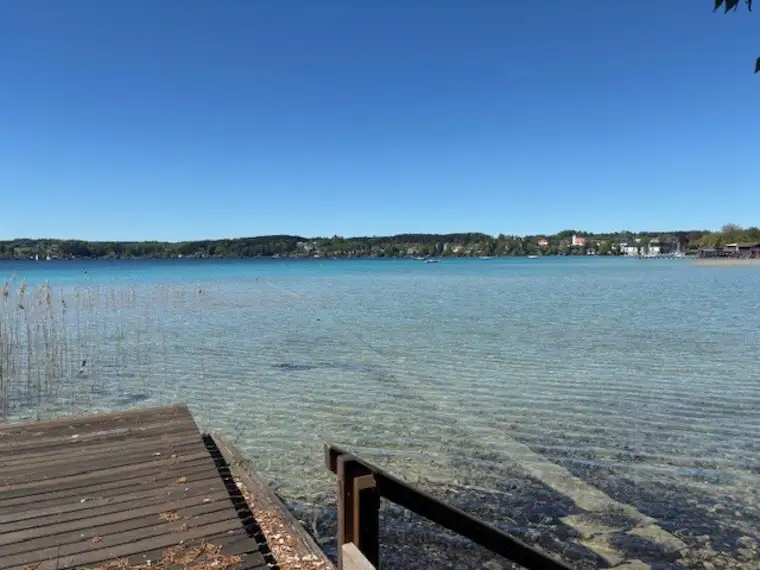 Traumhafte See-Liegenschaft in bester Lage am Attersee!