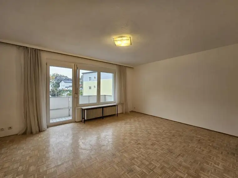 Sonnige Garconniere in der Plentznerstraße