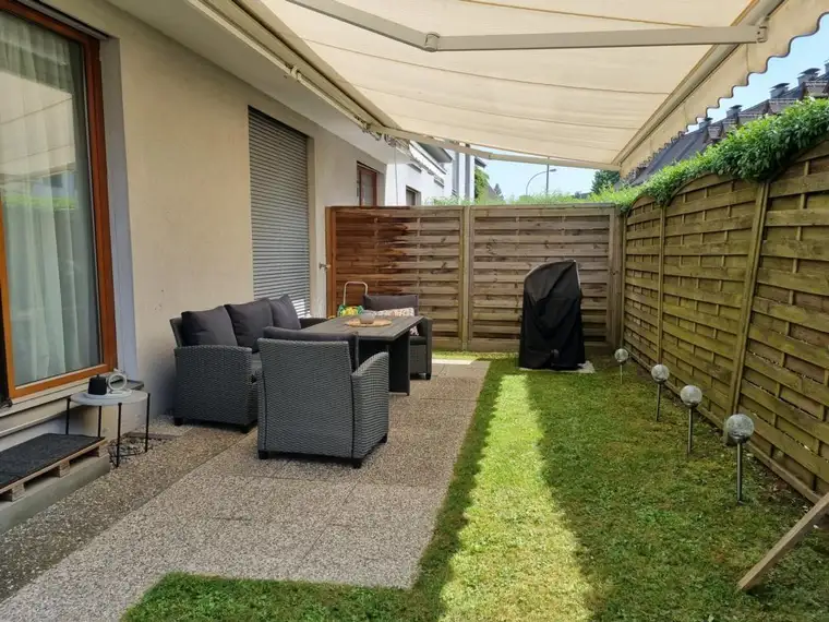 STADTLEBEN MIT GARTEN - 2-ZIMMER-WOHNUNG