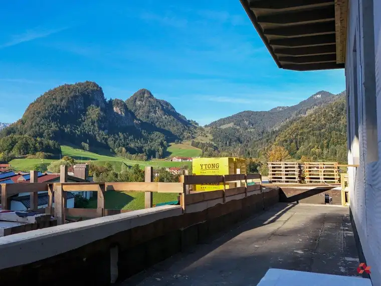 Neubau-Penthouse mit Panoramablick &amp; großer Terrasse in der Region Kaiserwinkl / Kössen