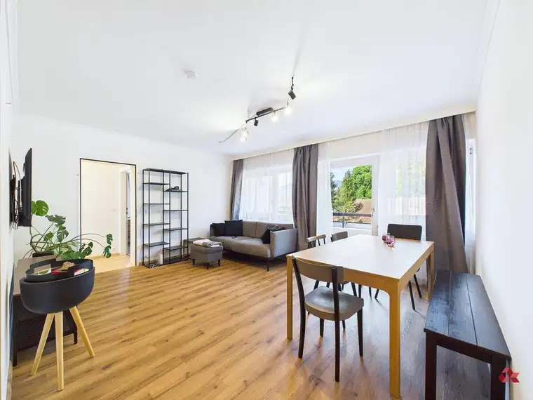 Niederndorf: Modernisierte3-Zimmer-Wohnung zu mieten.