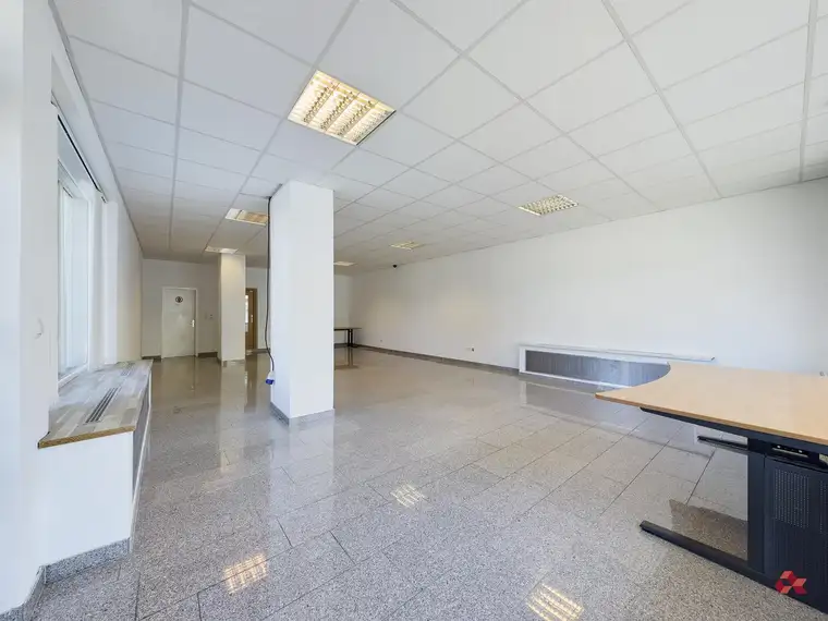 Kufstein: Zentrumsnahe Geschäftsfläche ab sofort zu vermieten