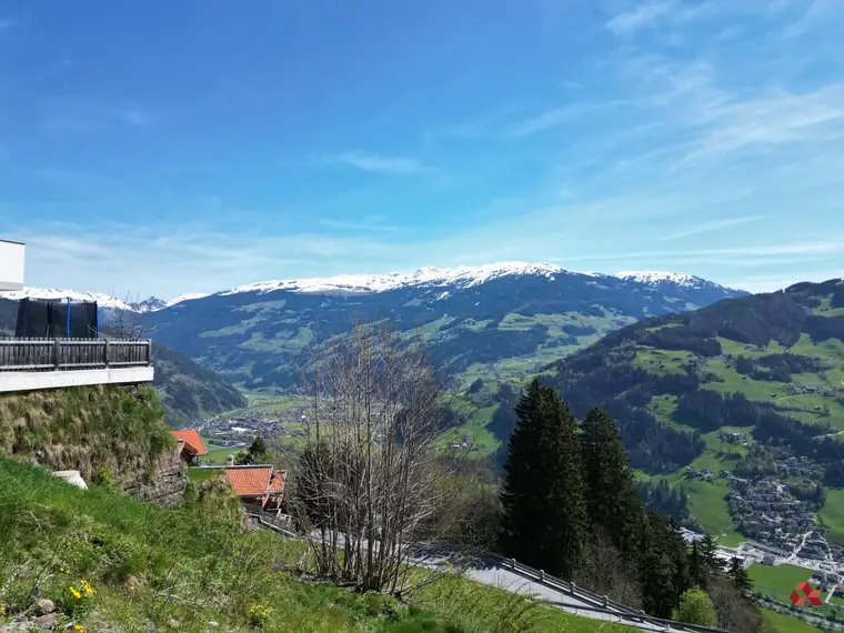 [PANORAMABLICK] Grundstück mit unverbaubarem Weitblick in Hippach/Schwendberg zu kaufen