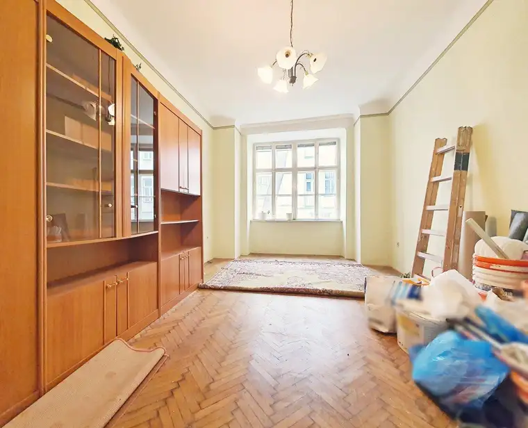 ++NEU++ ALTBAU-CHARME &amp; Top-Lage! 2,5-Zimmer-Perle mit Potenzial beim Ebner-Eschenbach-Park!