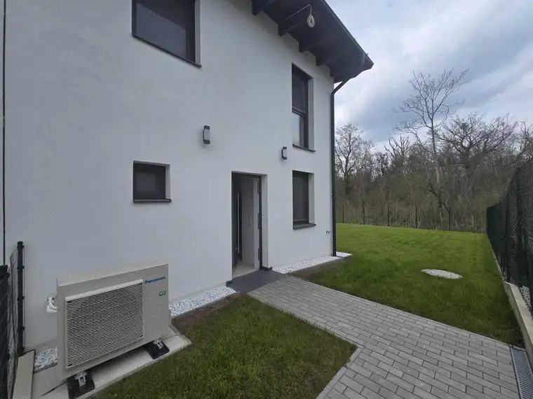 ++ Ideal für Jung und Alt + Leistbares Wohnen + 4 Zimmer +Grundstück 434m² + 25 Minuten von Wien entfernt ++