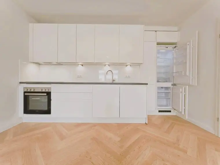 ++ HOCHWERTIG SANIERTE 3 ZIMMER NEUBAUWOHNUNG + ERSTBEZUG + NUR 258 EURO BK INKL HEIZUNG UND WARMWASSER ++