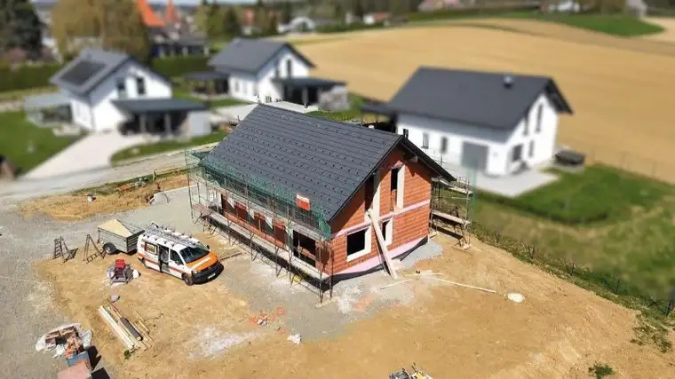 Neubau: Großzügiges Einfamilienhaus (138m²) in ruhiger Lage in St. Kind! Provisionsfrei!