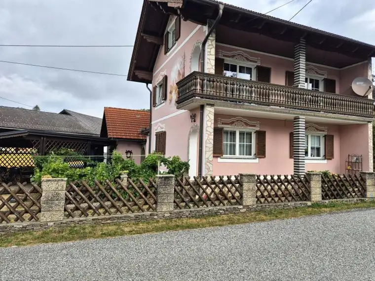 Gepflegtes Einfamilienhaus (115m²) in ruhiger Lage in Großhartmannsdorf!