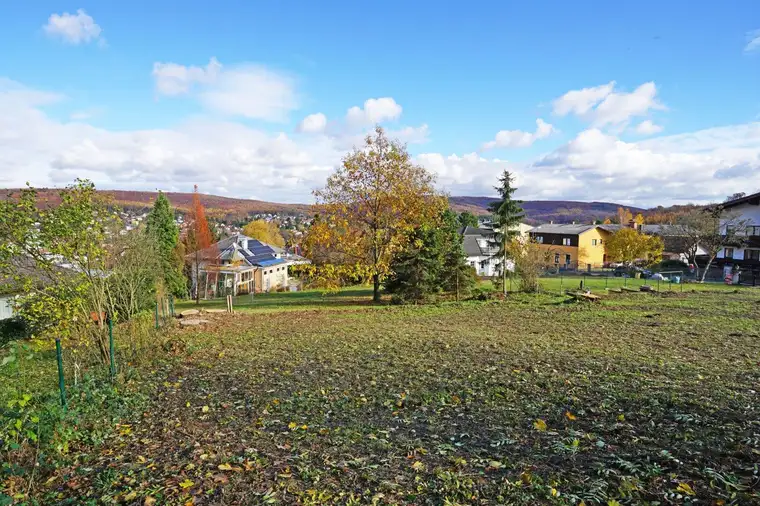 Herrliches Baugrundstück in Aussichtslage!