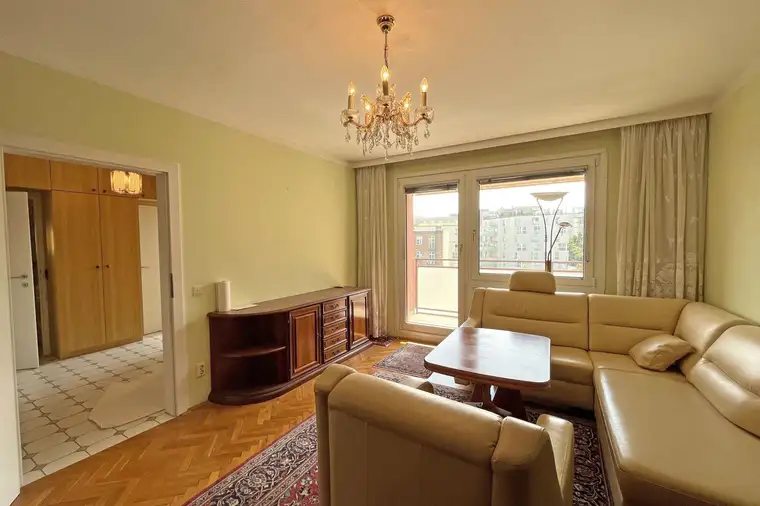 Nähe Klinik Favoriten - sehr gute öffentliche Anbindung - 2-Zimmer-Wohnung mit Loggia