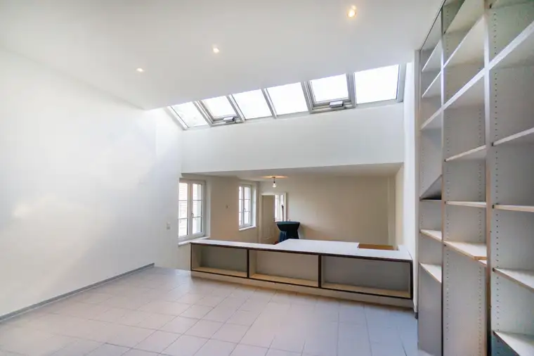 Helle Bürofläche im sanierten Altbau in Penzing mit Innenhofnutzung