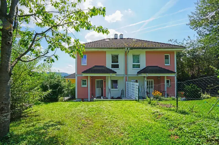 Familienfreundliche Doppelhaushälfte in herrlicher Grünruhelage nahe Kaiserhöhe