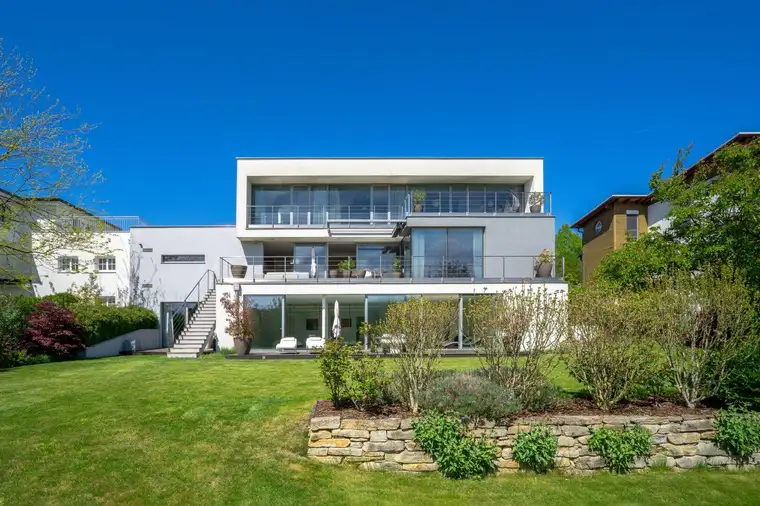Jeder Tag wie Urlaub – Stilvolles Architektenhaus am Kaiserspitz in sonniger Ruhelage mit Panoramablick