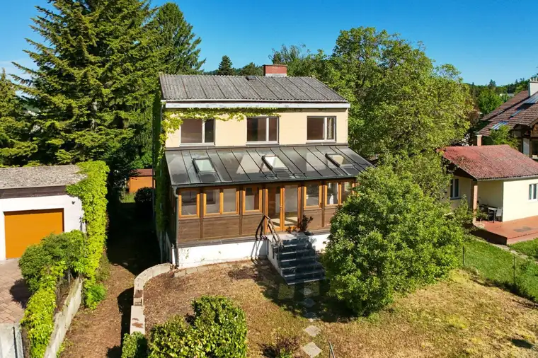 Rarität! Liegenschaft mit renovierungsbedürftigem Haus in Traumlage am Wolfersberg