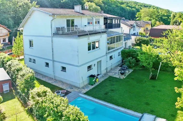 Attraktives, modernes Einfamilienhaus mit Swimmingpool im Westen Wiens