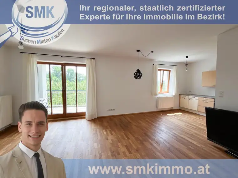 Helle Wohnung mit sonnigem Balkon!