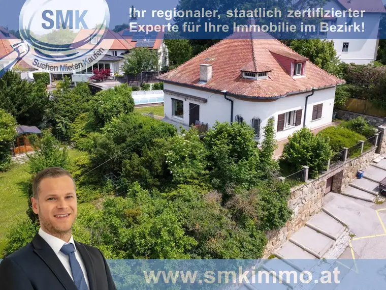 Altbauvilla mit Flair und großem Grundstück!