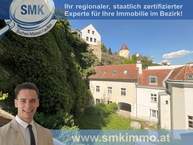 Zentrales Stadthaus mit Entwicklungschance!