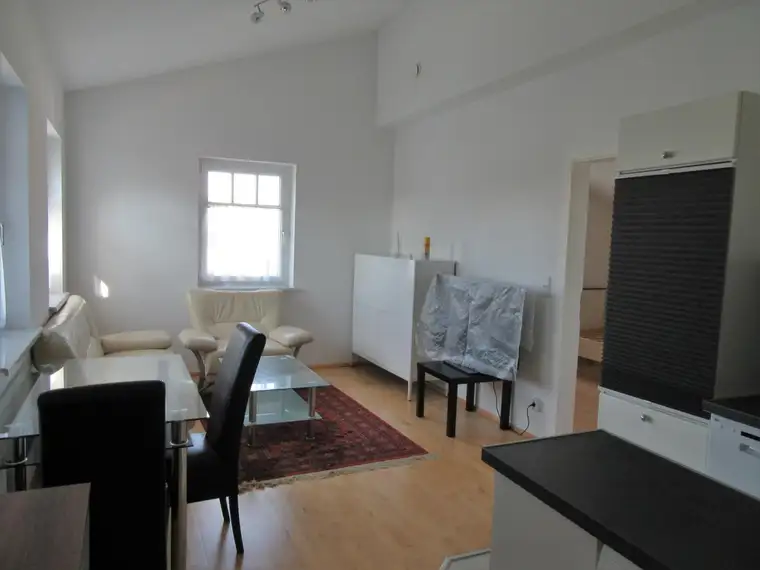 EXKLUSIVES 2-ZIMMER APARTMENT FÜR SINGLE/PÄRCHEN IN RUHELAGE
