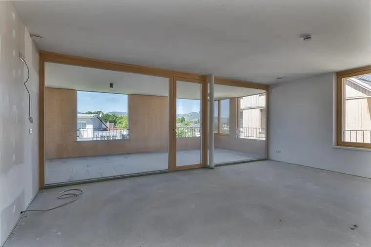 Neubau: Sonnige 4-Zimmer-Familienwohnung