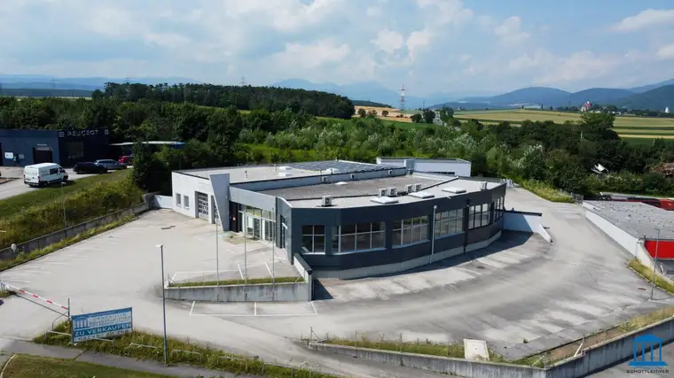 Exklusives Gewerbeobjekt inklusive hauseigener Klima- und Photovoltaikanlage