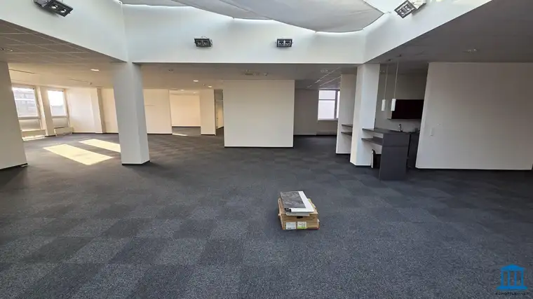Barrierefreies Büro im 3. LIFT-Stock mit Stadtblick nähe Bahnhof