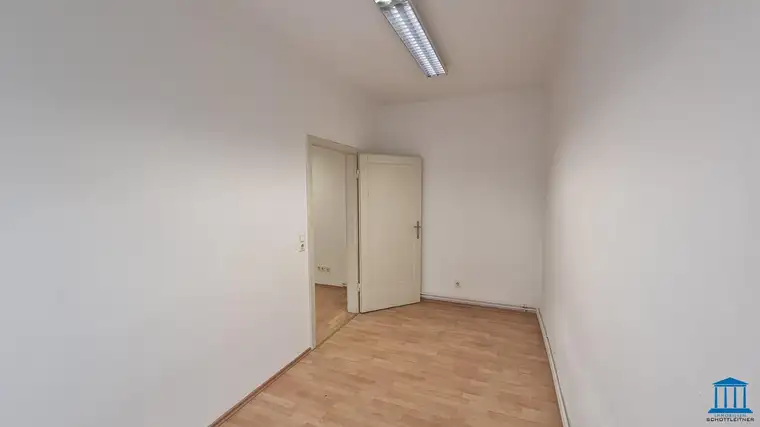 Hauptplatznahes Büro in absoluter Frequenzlage - nahe Busstation