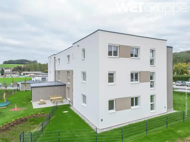 Top 12 |VERRINGERTE ANZAHLUNG | geförderte Wohnung im 2. OG mit Loggia | Kaufoption