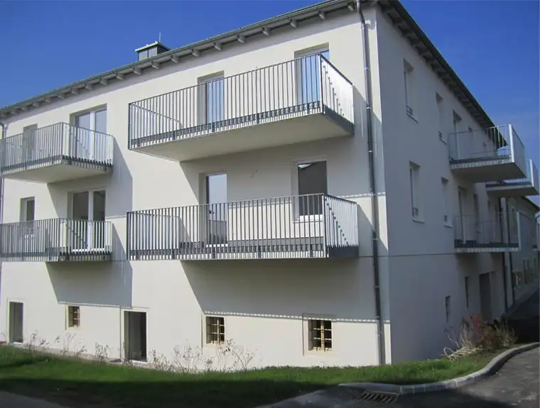 Weistrach Top 9. Betreutes Wohnen | 1. OG mit Aufzug | Balkon.